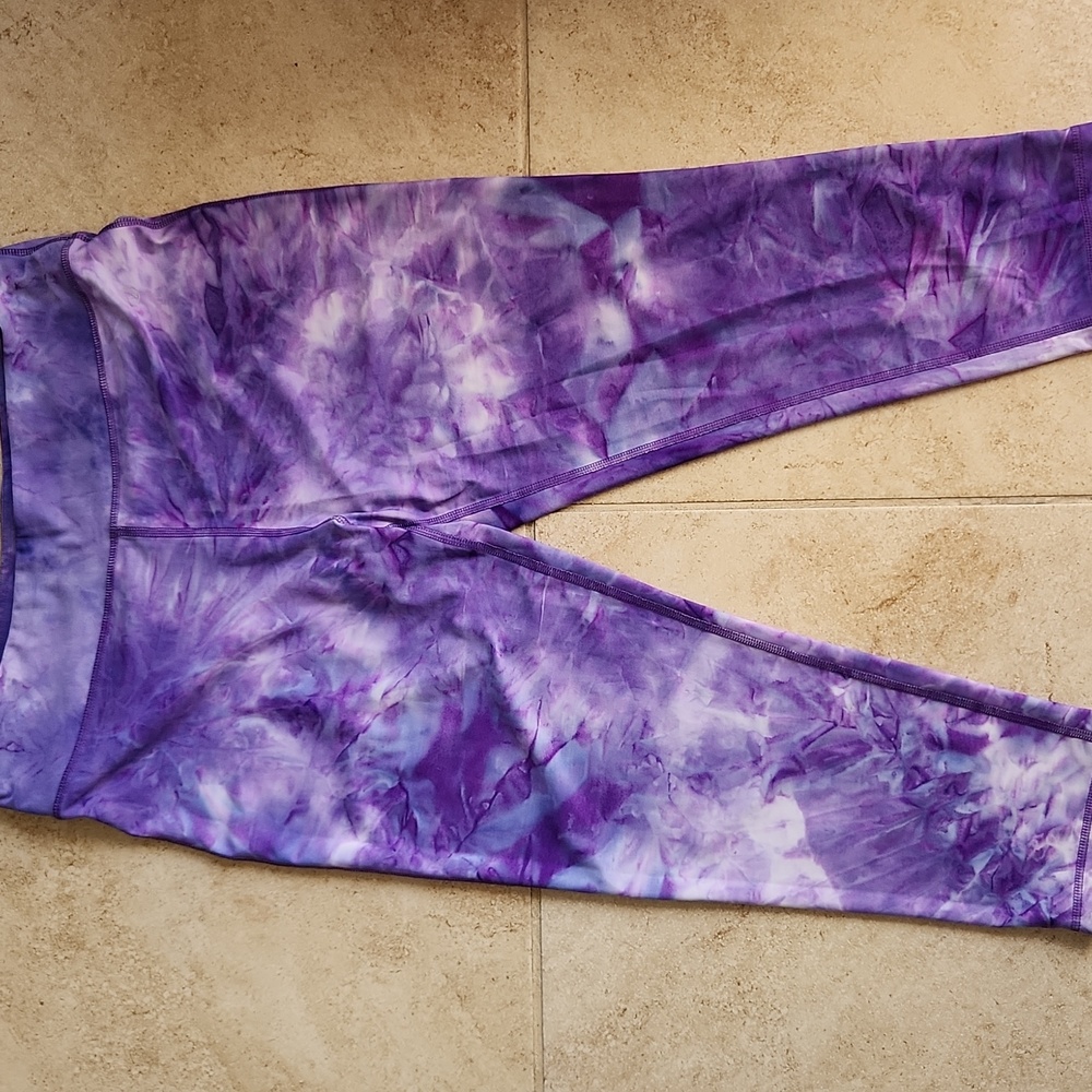 Purple Cropped Leggings